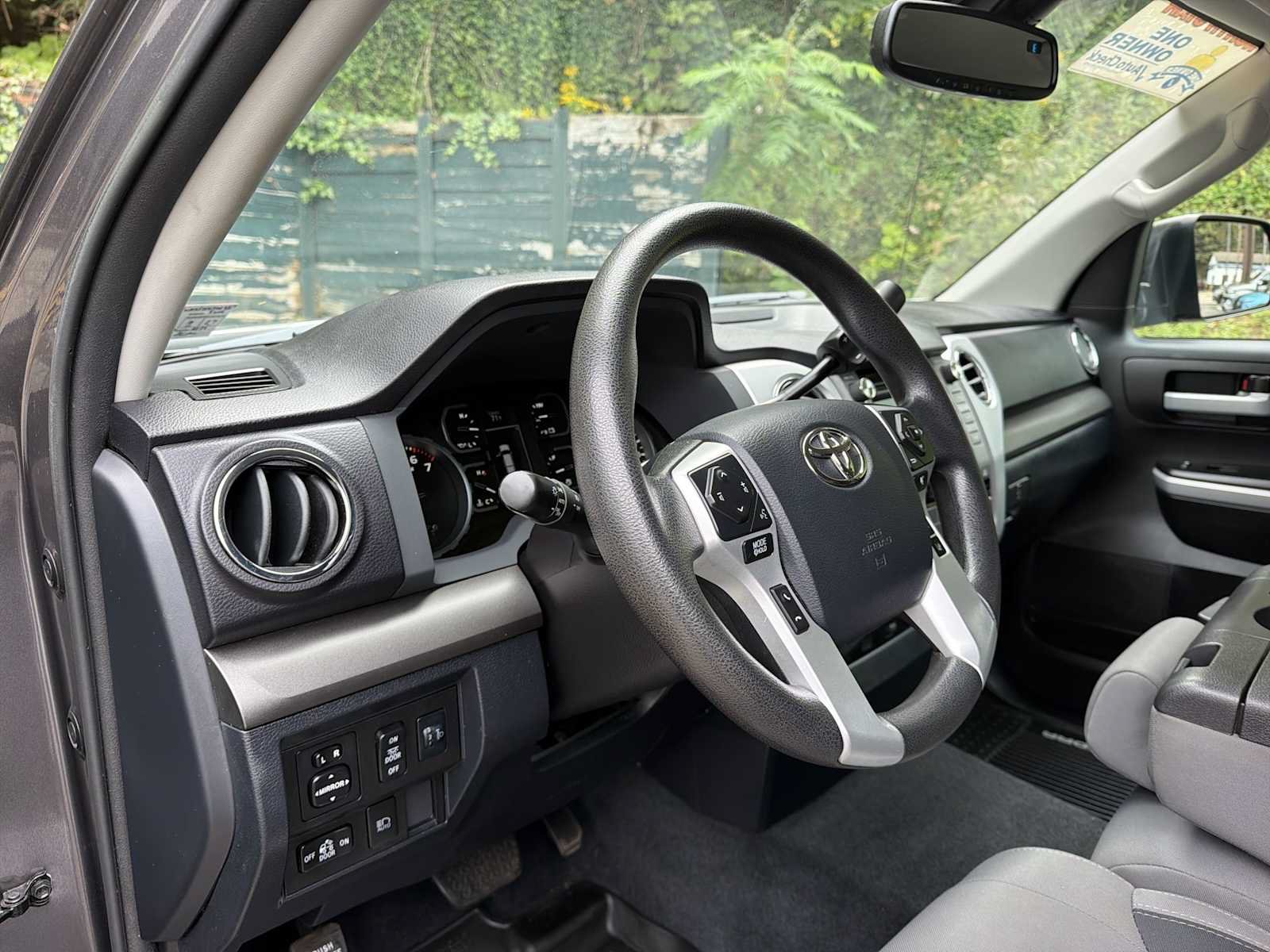 Used 2019 Toyota Tundra SR5 AWD/4WD image 10