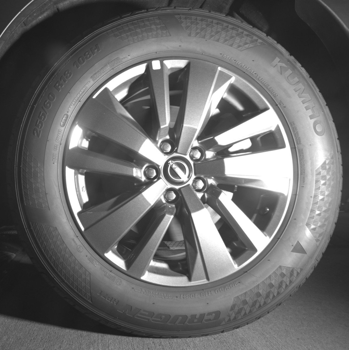 Used 2025 Nissan Pathfinder SV AWD/4WD image 14