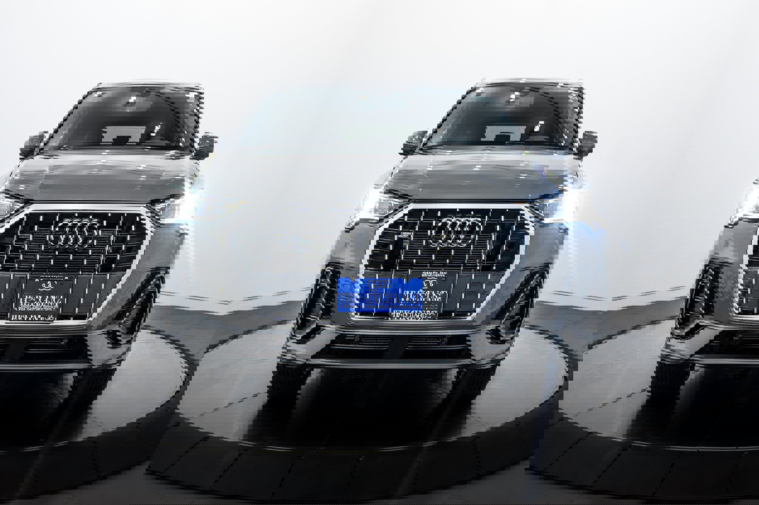 New 2025 Audi Q3 2.0T Premium image 21