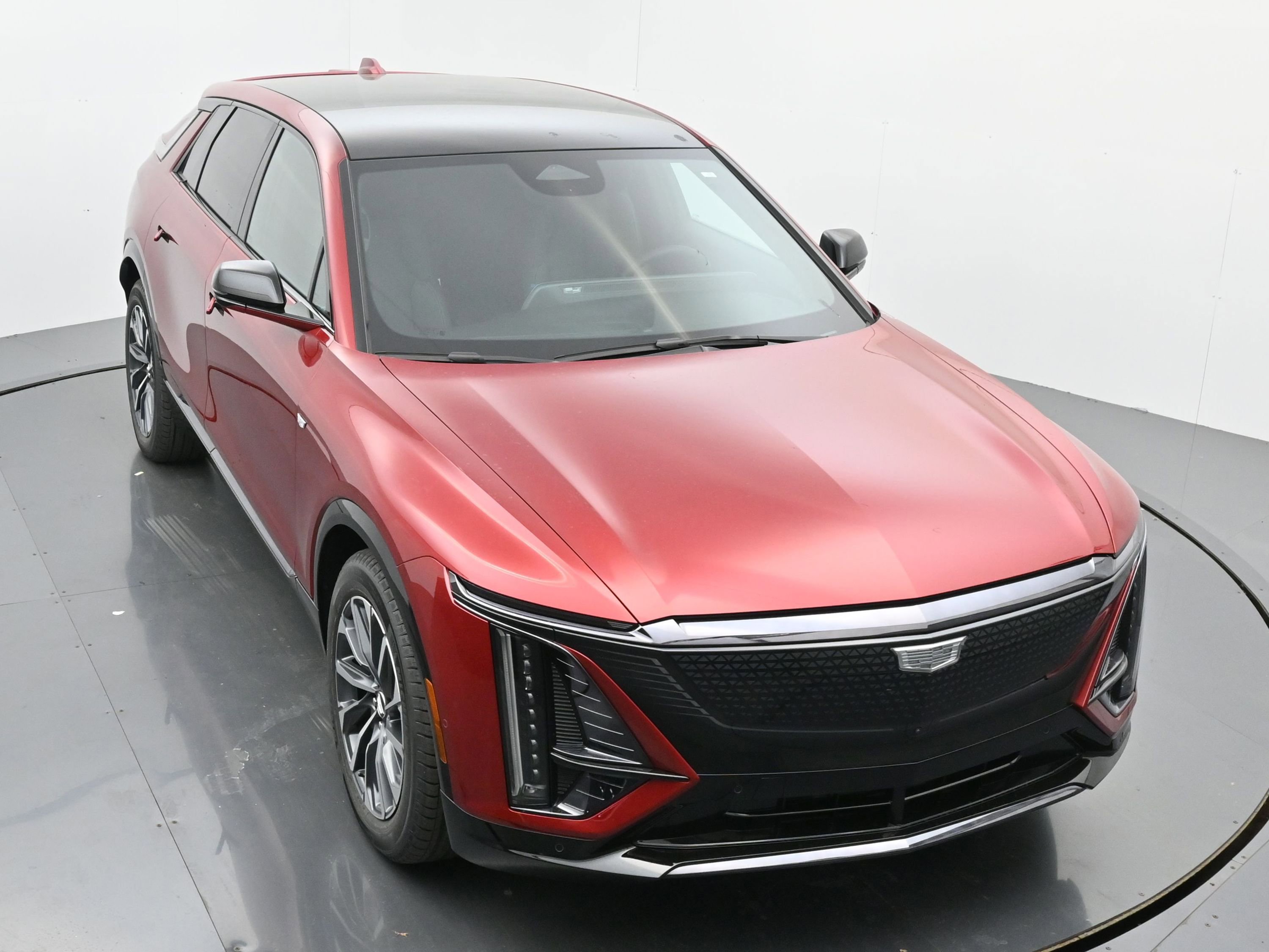 New 2026 Cadillac Lyriq Sport image 30