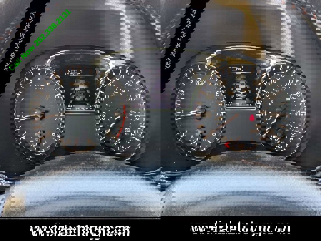 Used 2019 Nissan Pathfinder SL image 32