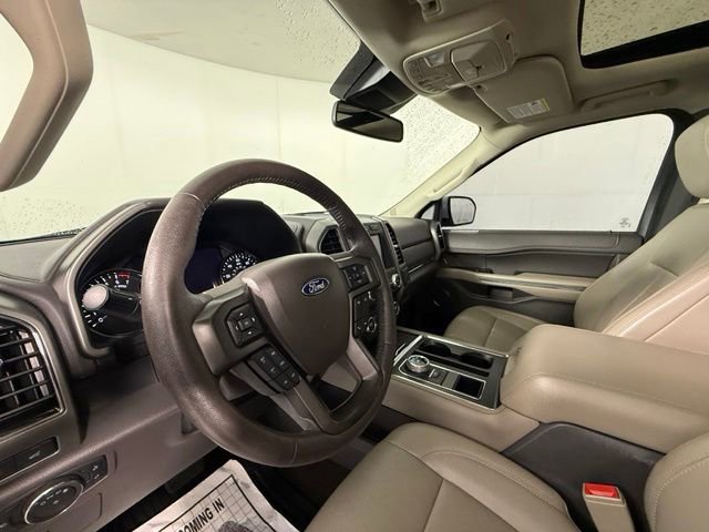 Used 2020 Ford Expedition XLT w/ Equipment Group 202A RWD image 4