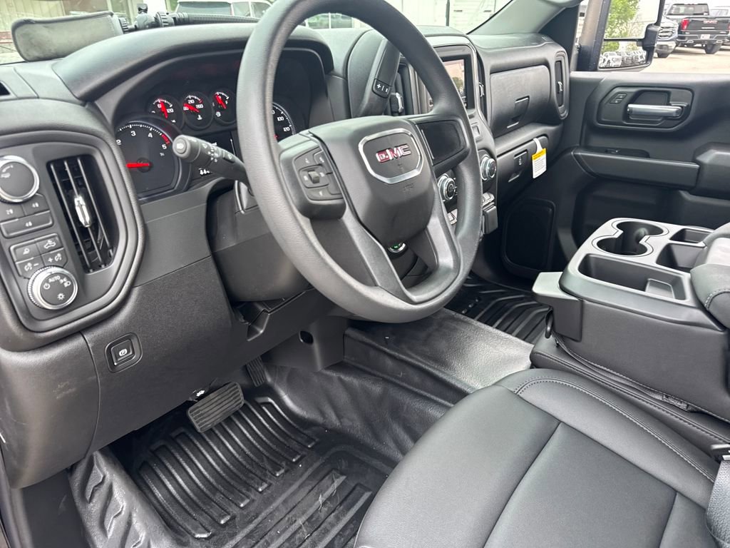 New 2026 GMC Sierra 2500 Pro w/ 1SA Pro Safety Plus Package AWD/4WD image 13