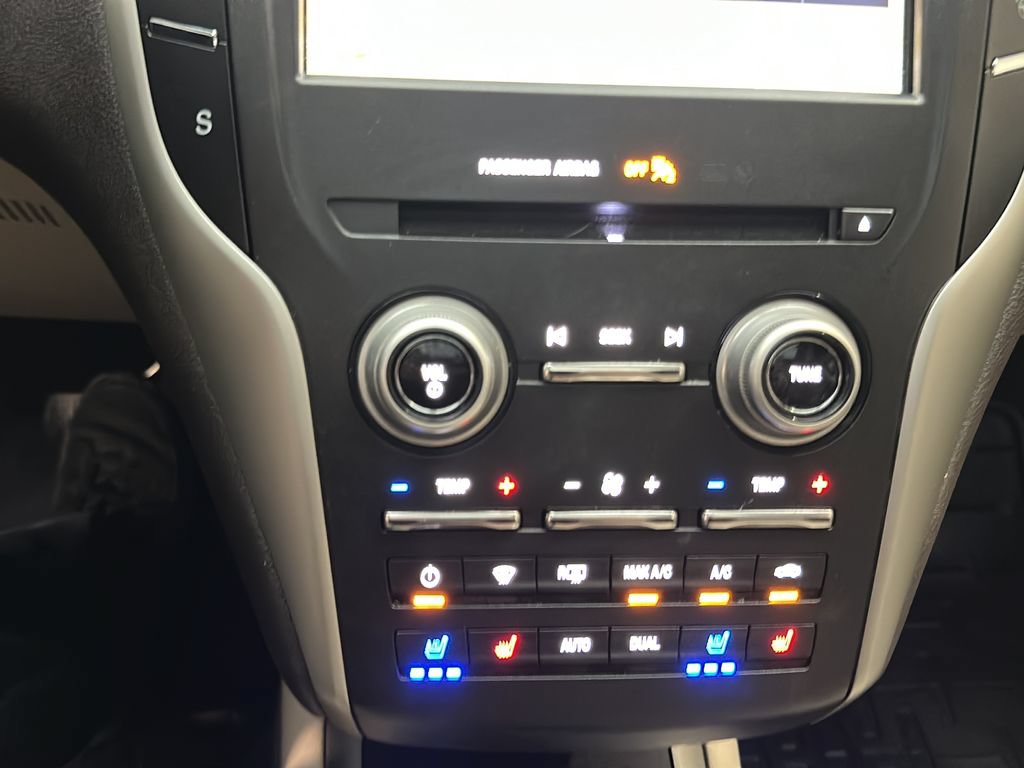 Used 2017 Lincoln MKC Reserve AWD/4WD image 33
