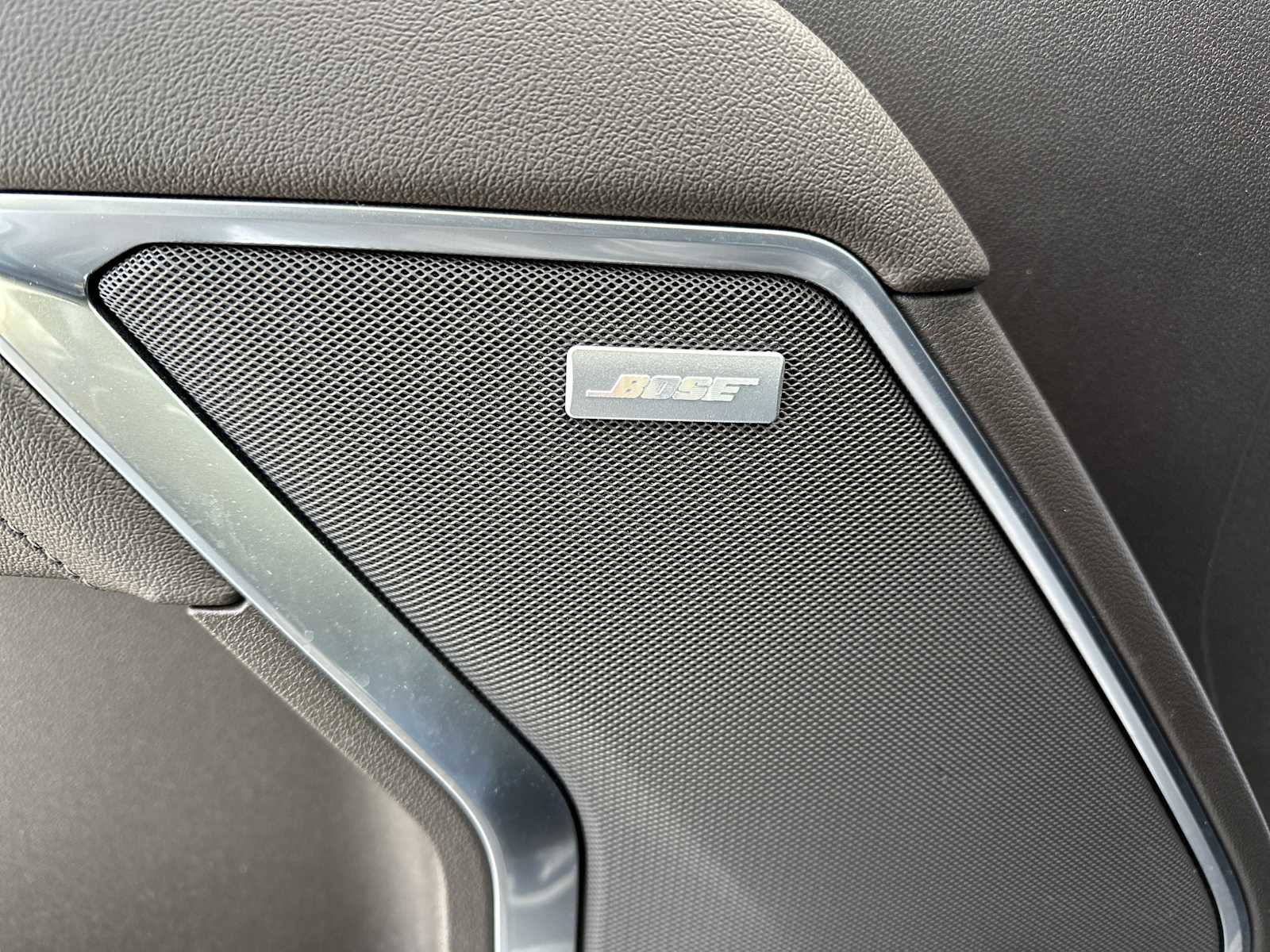 Used 2025 Chevrolet Silverado 2500 LTZ w/ Z71 Chrome Sport Edition image 26