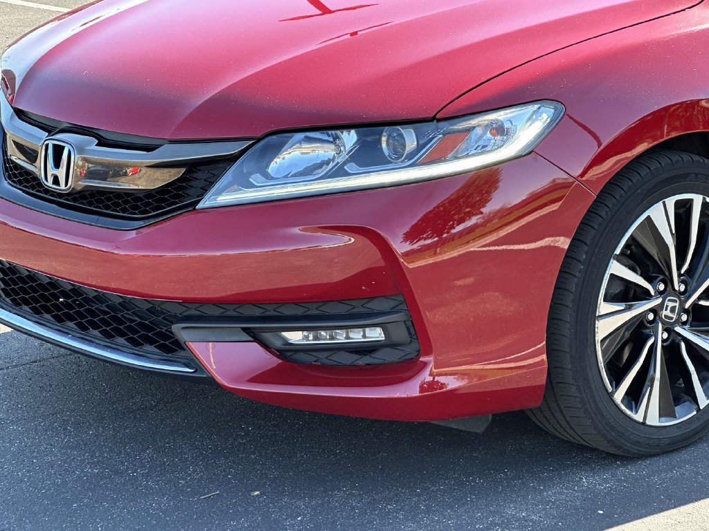 Used 2017 Honda Accord EX-L image 6