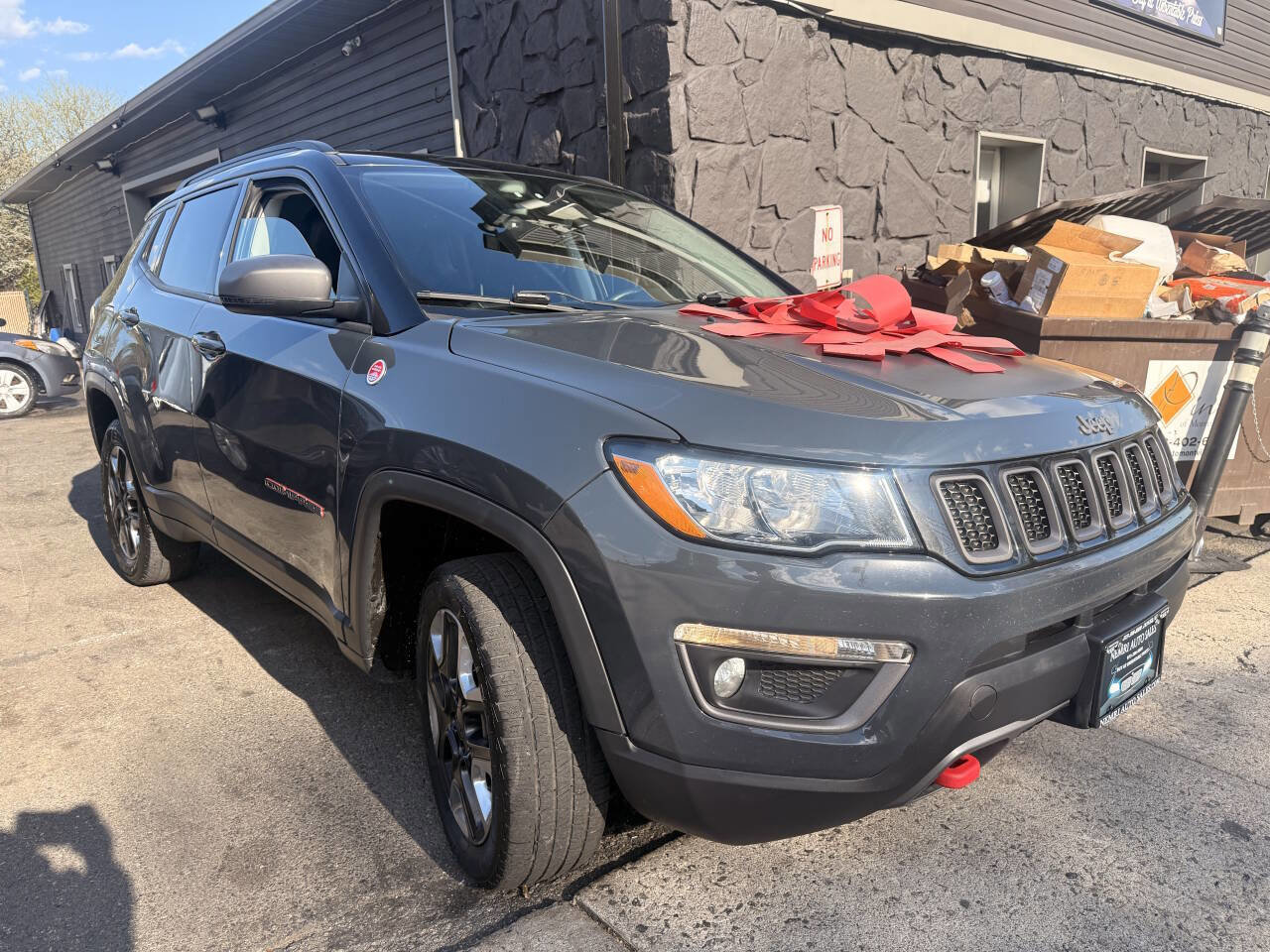 Used 2017 Jeep Compass Trailhawk w/ Cold Weather Group AWD/4WD image 4
