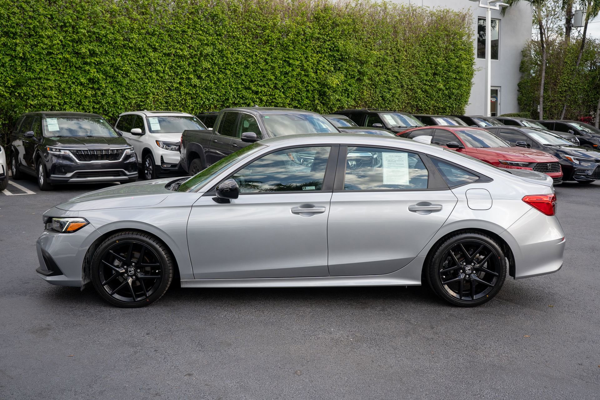 Used 2023 Honda Civic Sport image 8