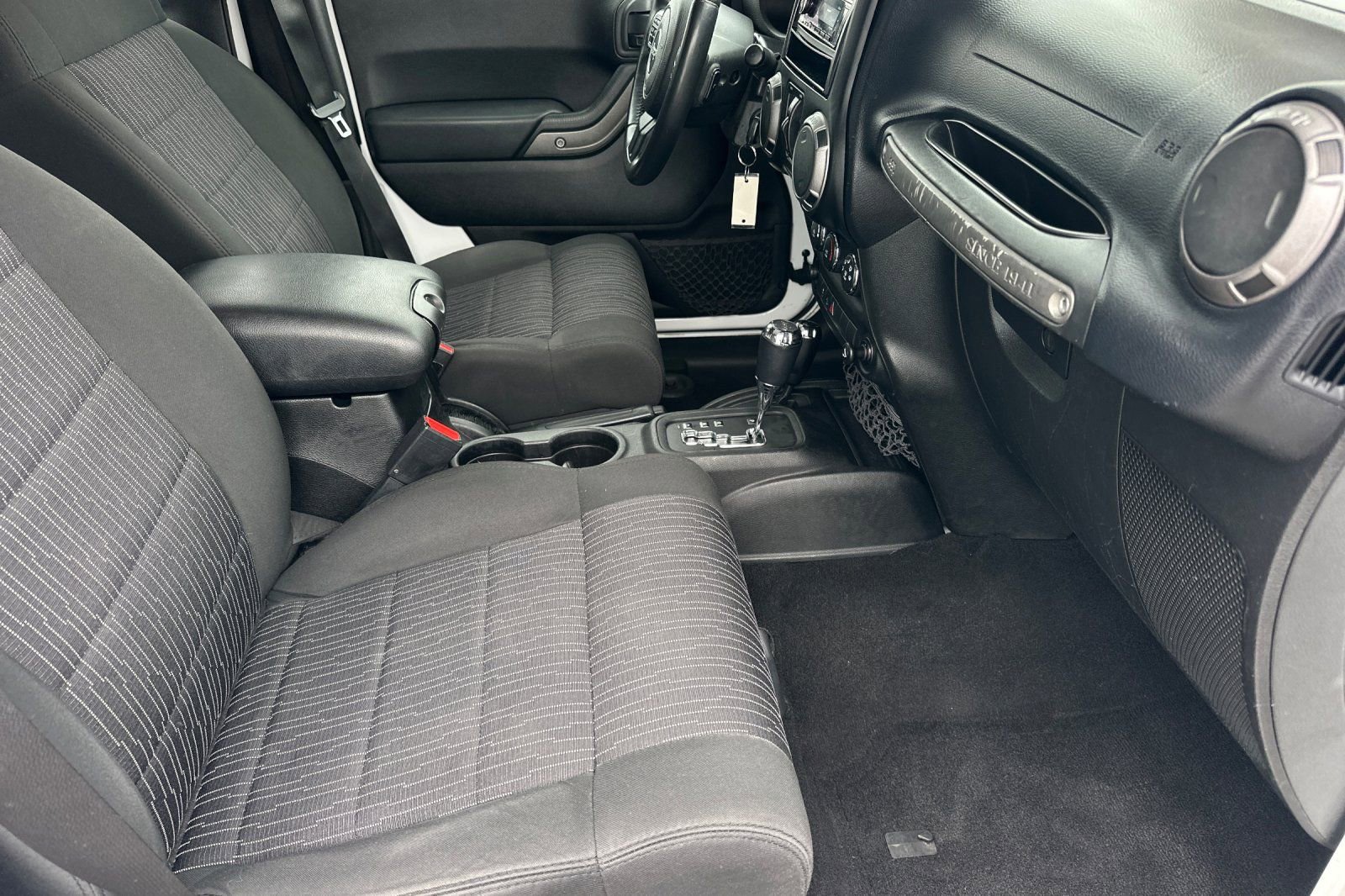 Used 2012 Jeep Wrangler Unlimited Sport AWD/4WD image 16