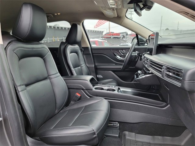 Certified 2024 Lincoln Corsair AWD w/ Equipment Group 101A image 24