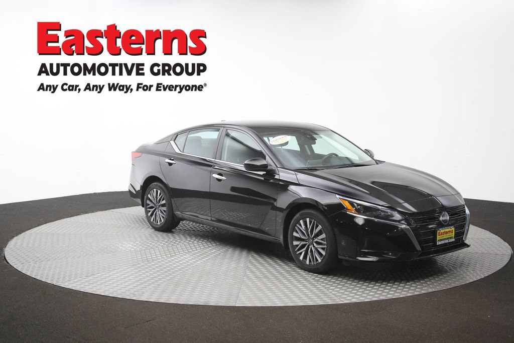 Used 2023 Nissan Altima 2.5 SV AWD/4WD image 49