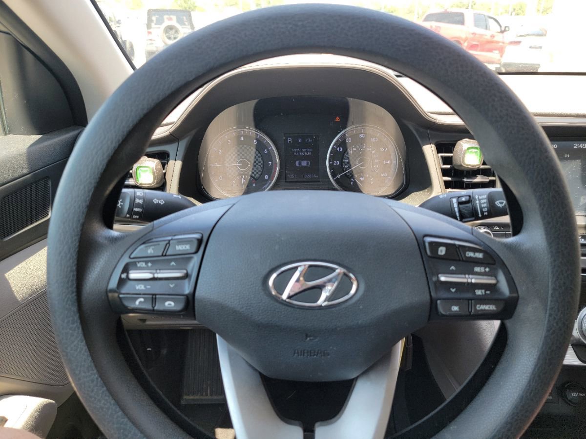 Used 2019 Hyundai Elantra SEL image 12
