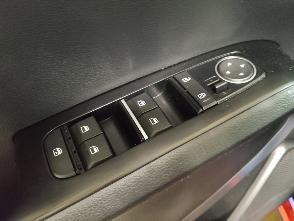 Used 2020 Kia Soul GT-Line w/ GT 2.0L Power Sunroof Package FWD image 27