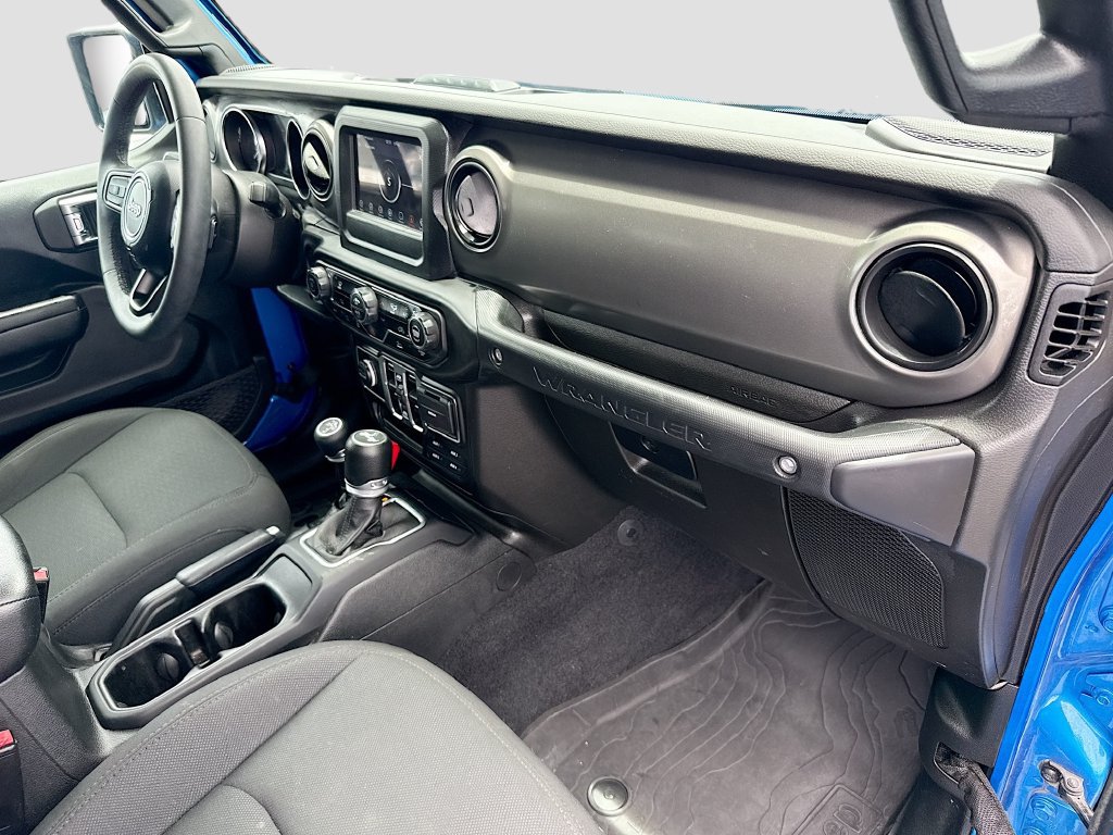 Certified 2023 Jeep Wrangler Unlimited AWD/4WD image 34