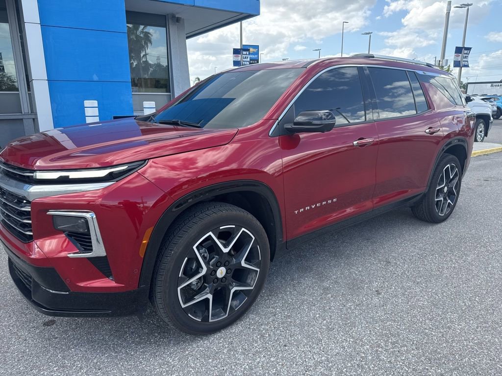 Used 2025 Chevrolet Traverse High Country image 6