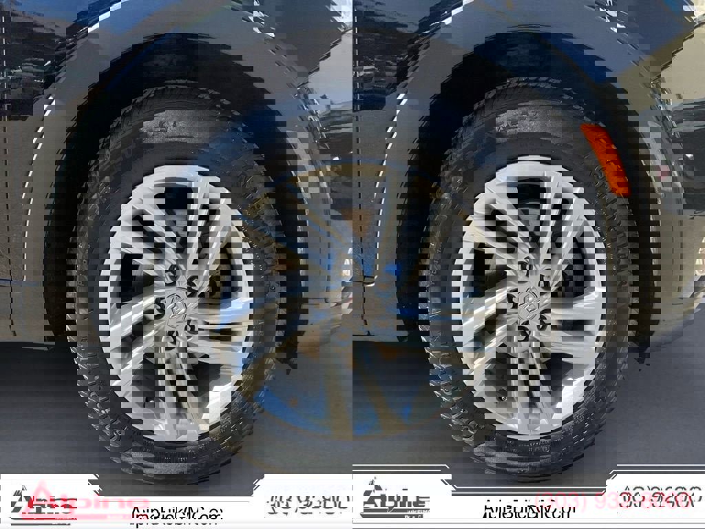 Used 2024 Buick Envista Preferred w/ Convenience I Package image 14