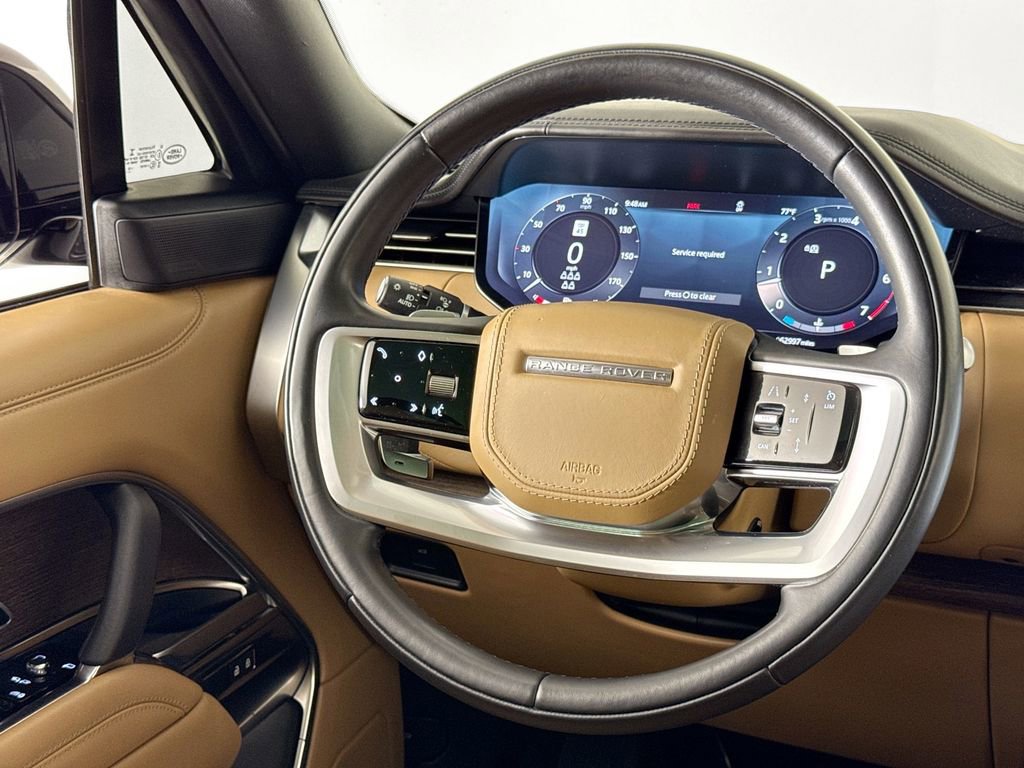 Used 2023 Land Rover Range Rover Long Wheelbase SE image 20