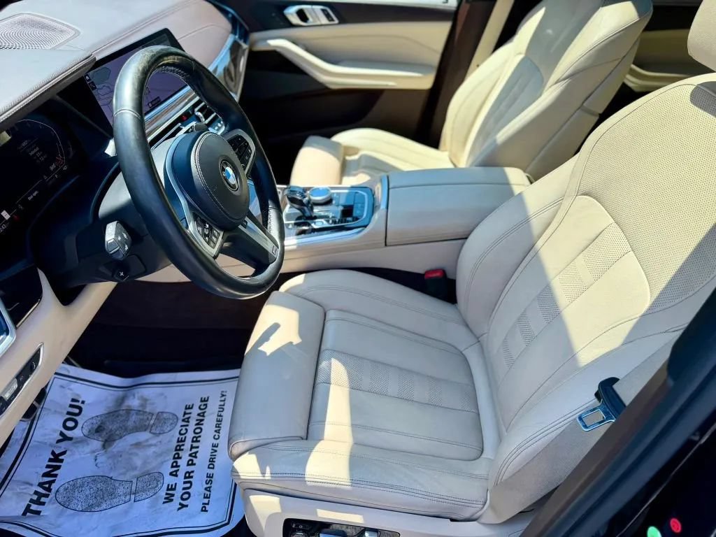 Used 2019 BMW X5 xDrive50i AWD/4WD image 11