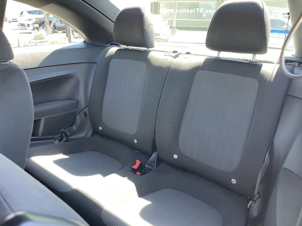 Used 2014 Volkswagen Beetle 2.5 image 17