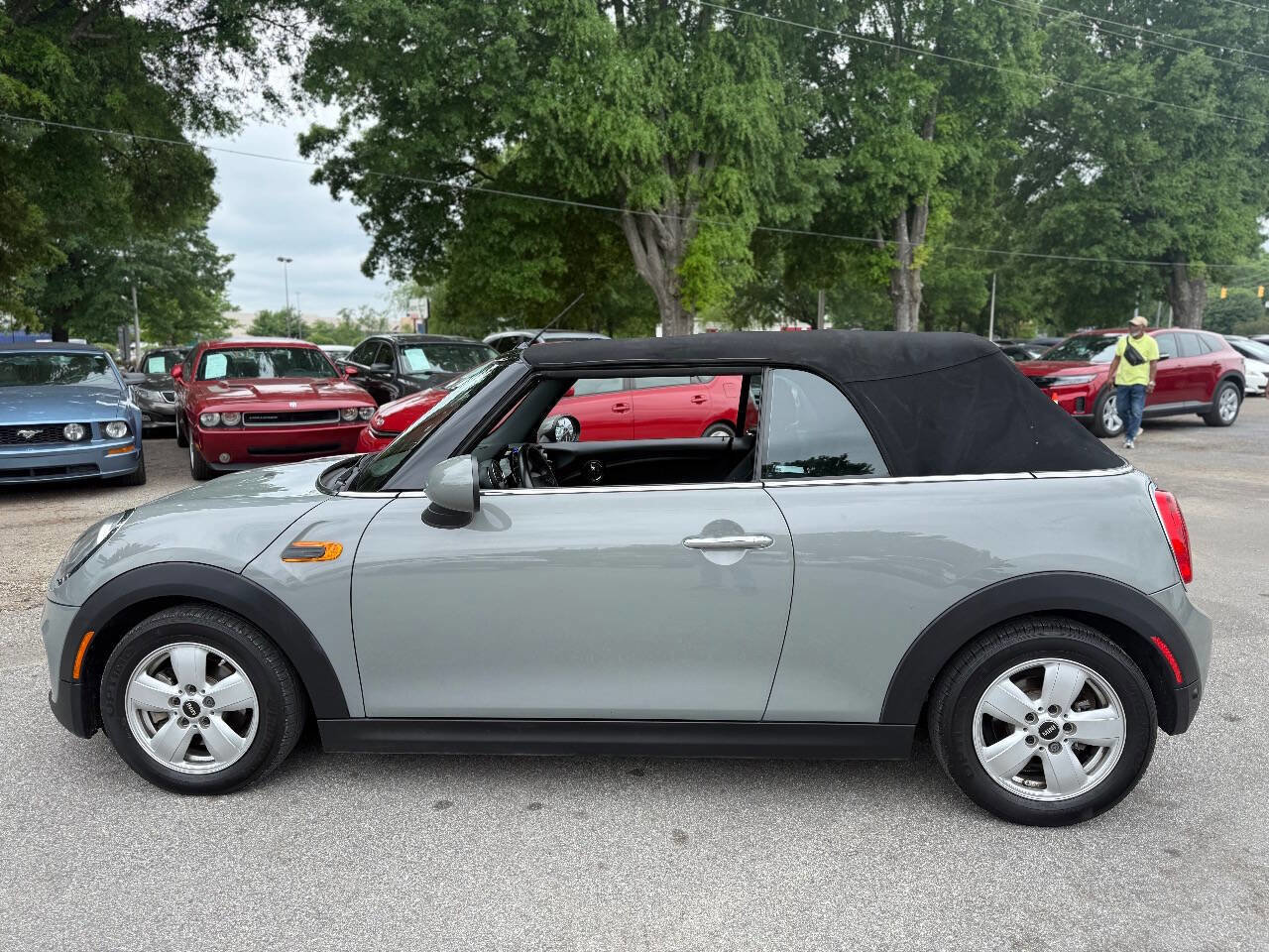 Used 2019 MINI Cooper Convertible FWD image 8