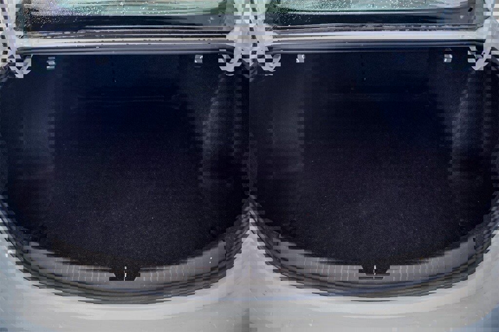 Used 2024 Chevrolet Malibu LT image 32