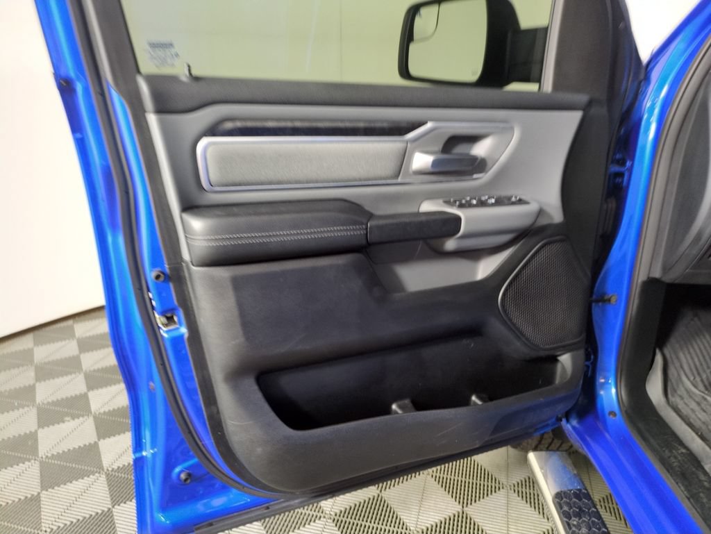 Used 2020 RAM 1500 Big Horn AWD/4WD image 12