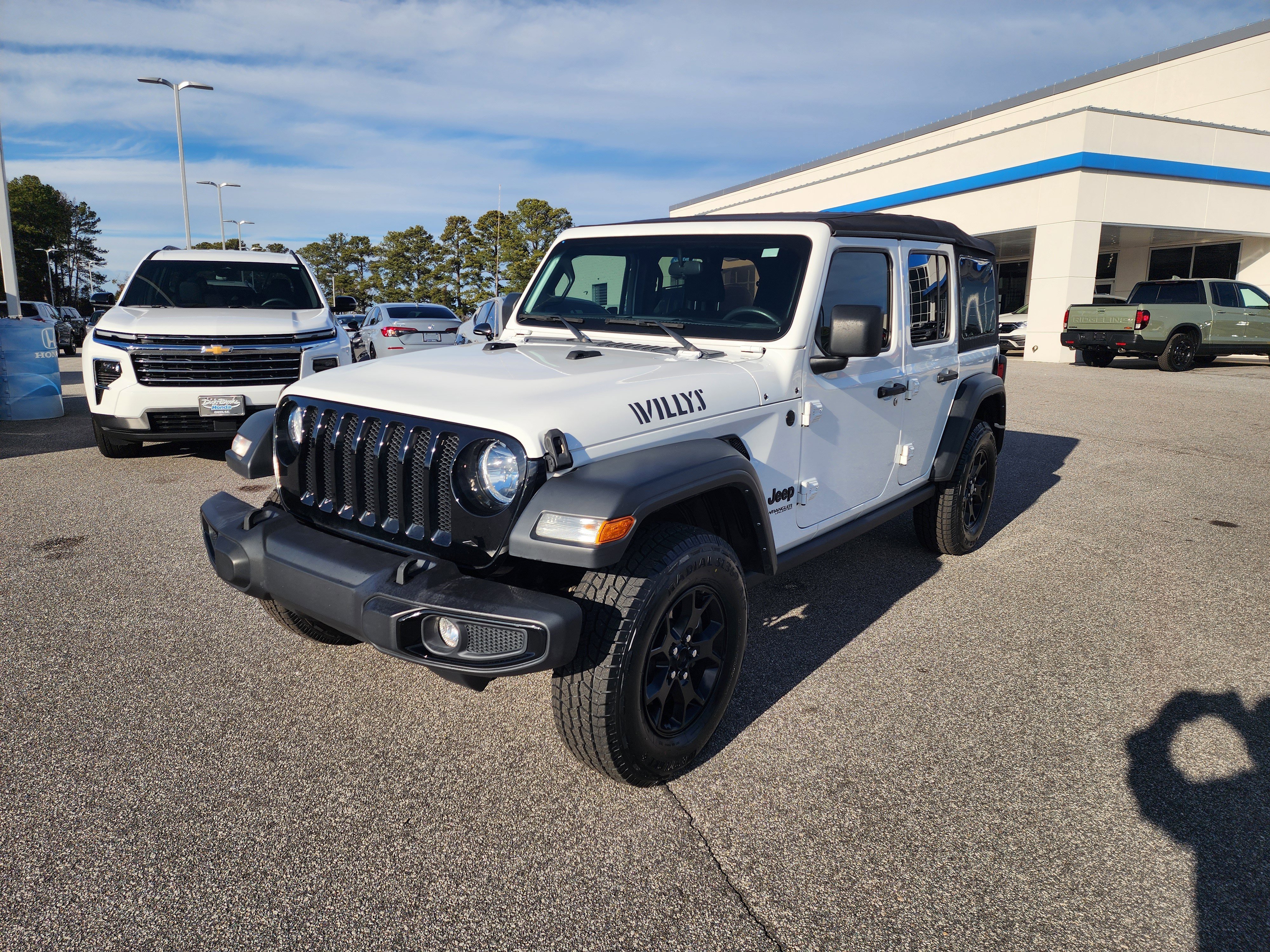 Used 2021 Jeep Wrangler Unlimited Sport AWD/4WD image 9