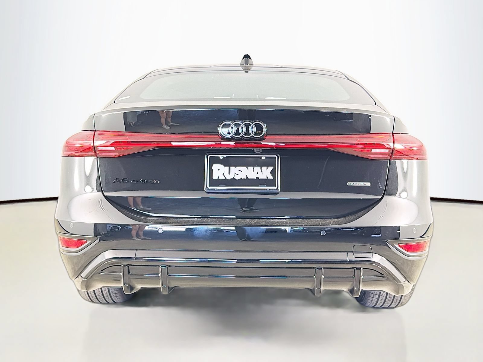 New 2027 Audi A6 e-tron Premium Plus AWD/4WD image 6