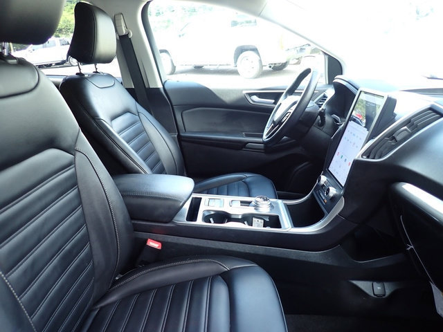 Certified 2023 Ford Edge SEL w/ Convenience Package AWD/4WD image 10