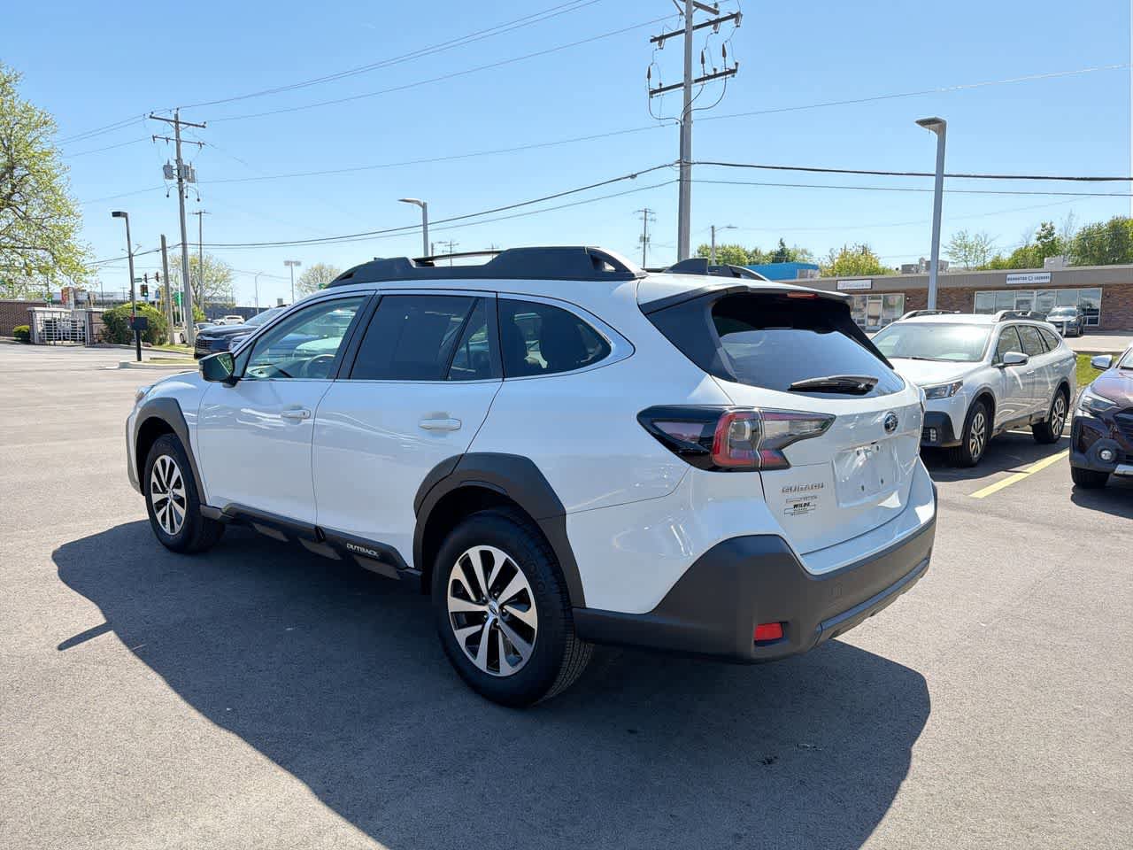 Certified 2023 Subaru Outback Premium AWD/4WD image 11