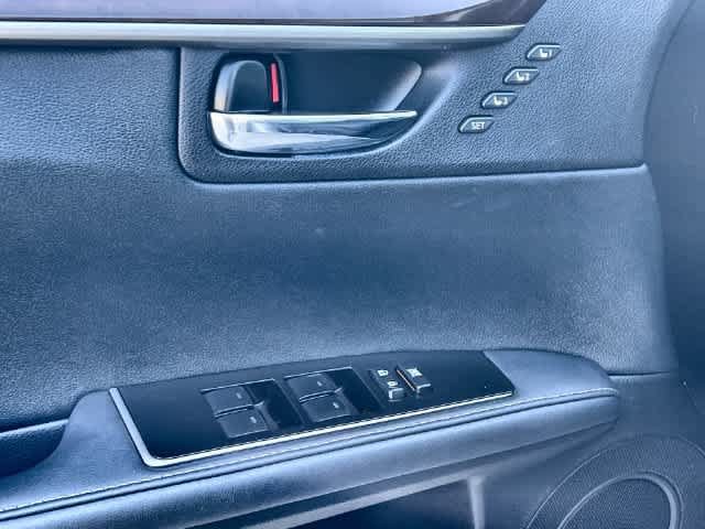 Used 2017 Lexus ES 350 w/ Premium Package FWD image 30