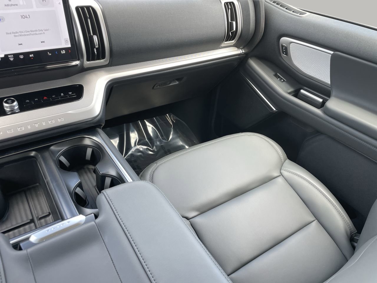 New 2026 Ford Expedition Max Active RWD image 19
