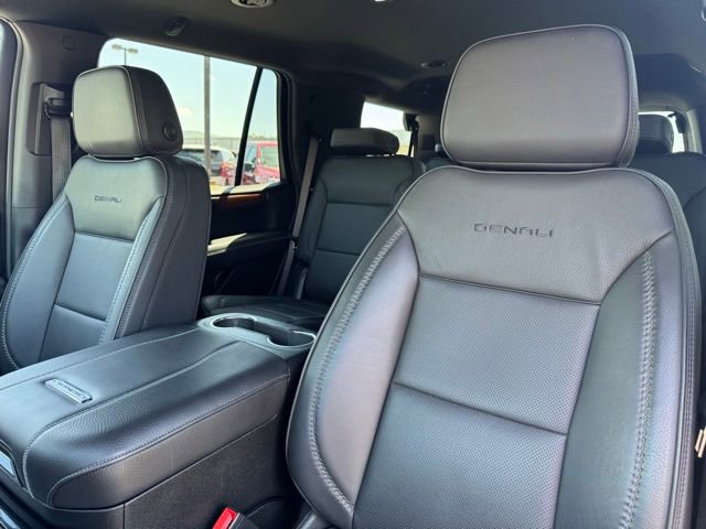 Used 2025 GMC Yukon Denali AWD/4WD image 27