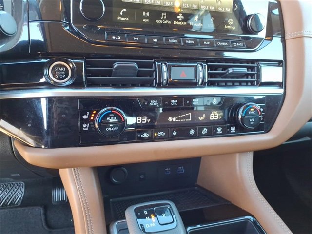 Certified 2024 Nissan Pathfinder Platinum w/ Black Appearance Package image 12