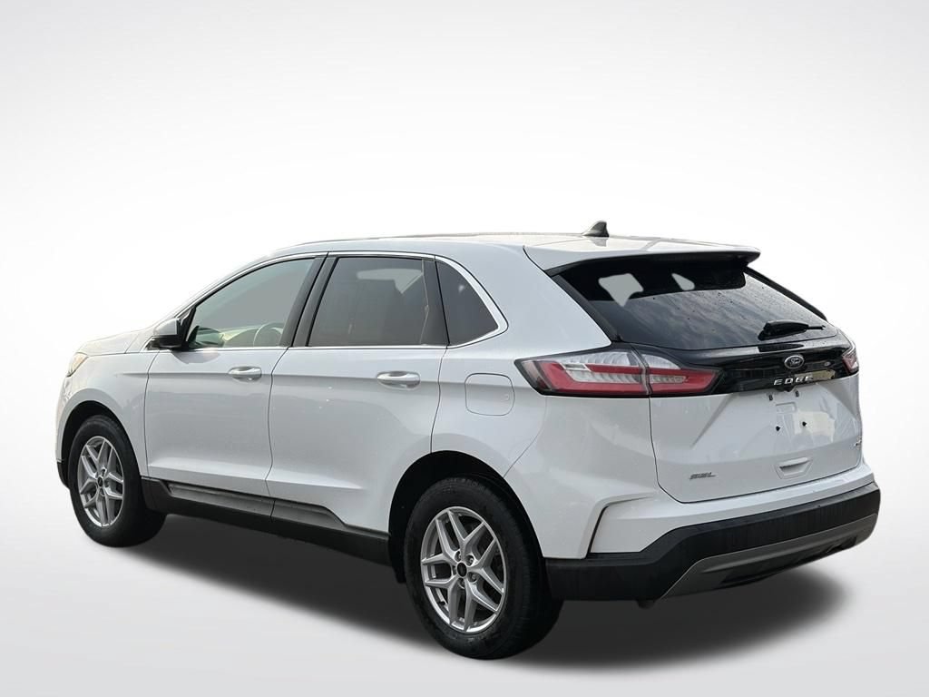Used 2024 Ford Edge SEL AWD/4WD image 6