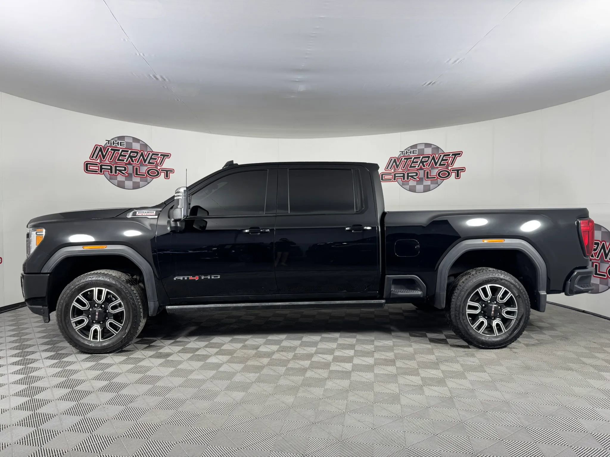 Used 2021 GMC Sierra 2500 AT4 w/ AT4 Premium Plus Package image 4