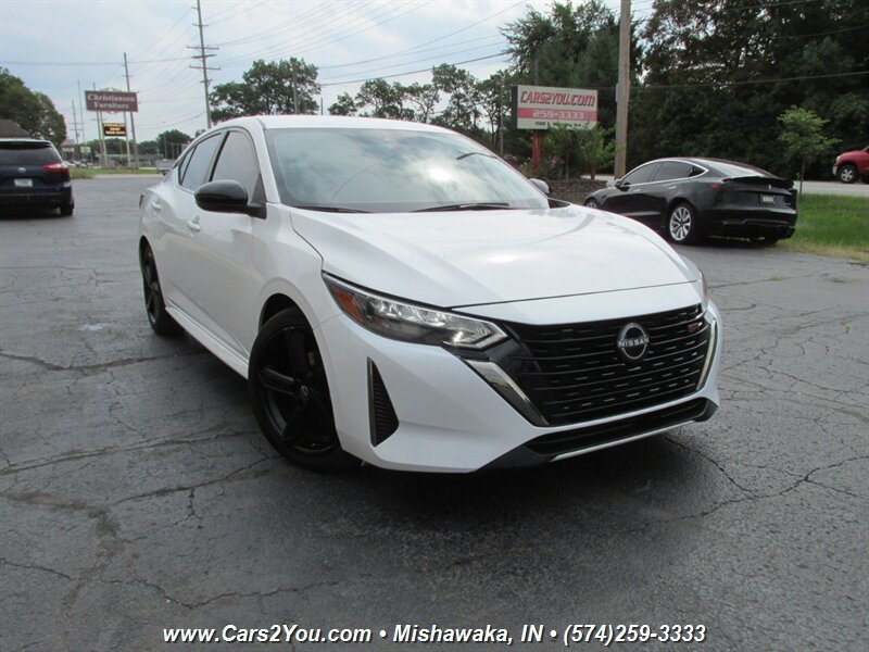 Used 2024 Nissan Sentra SR FWD image 1