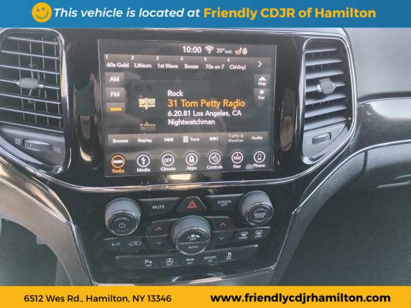 Used 2019 Jeep Grand Cherokee Trailhawk w/ Trailhawk Luxury Group image 13