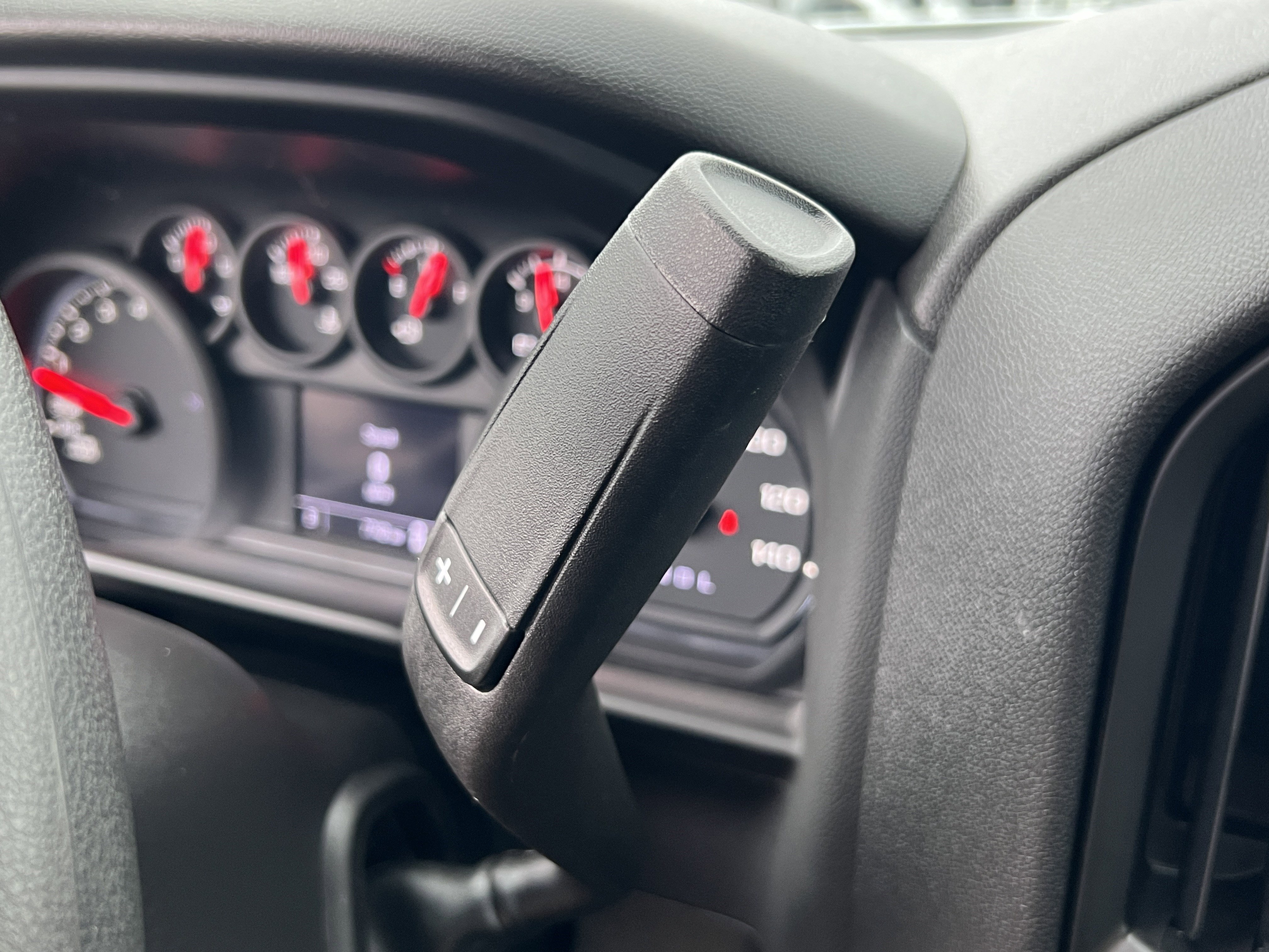 Used 2025 Chevrolet Silverado 1500 W/T RWD image 26