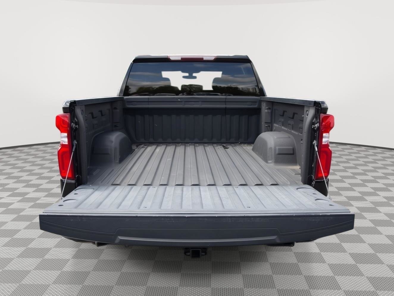 Used 2020 Chevrolet Silverado 1500 Custom Trail Boss w/ Infotainment Package AWD/4WD image 7