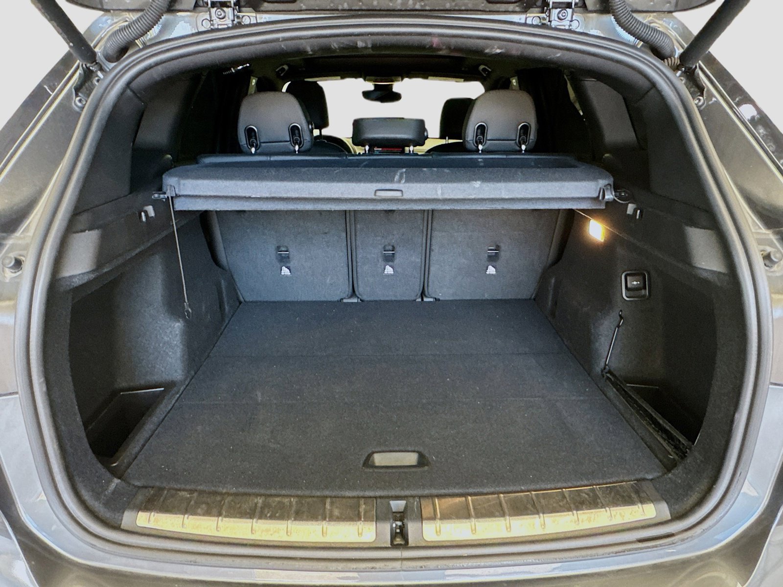 Used 2022 BMW X1 sDrive28i w/ Convenience Package image 16