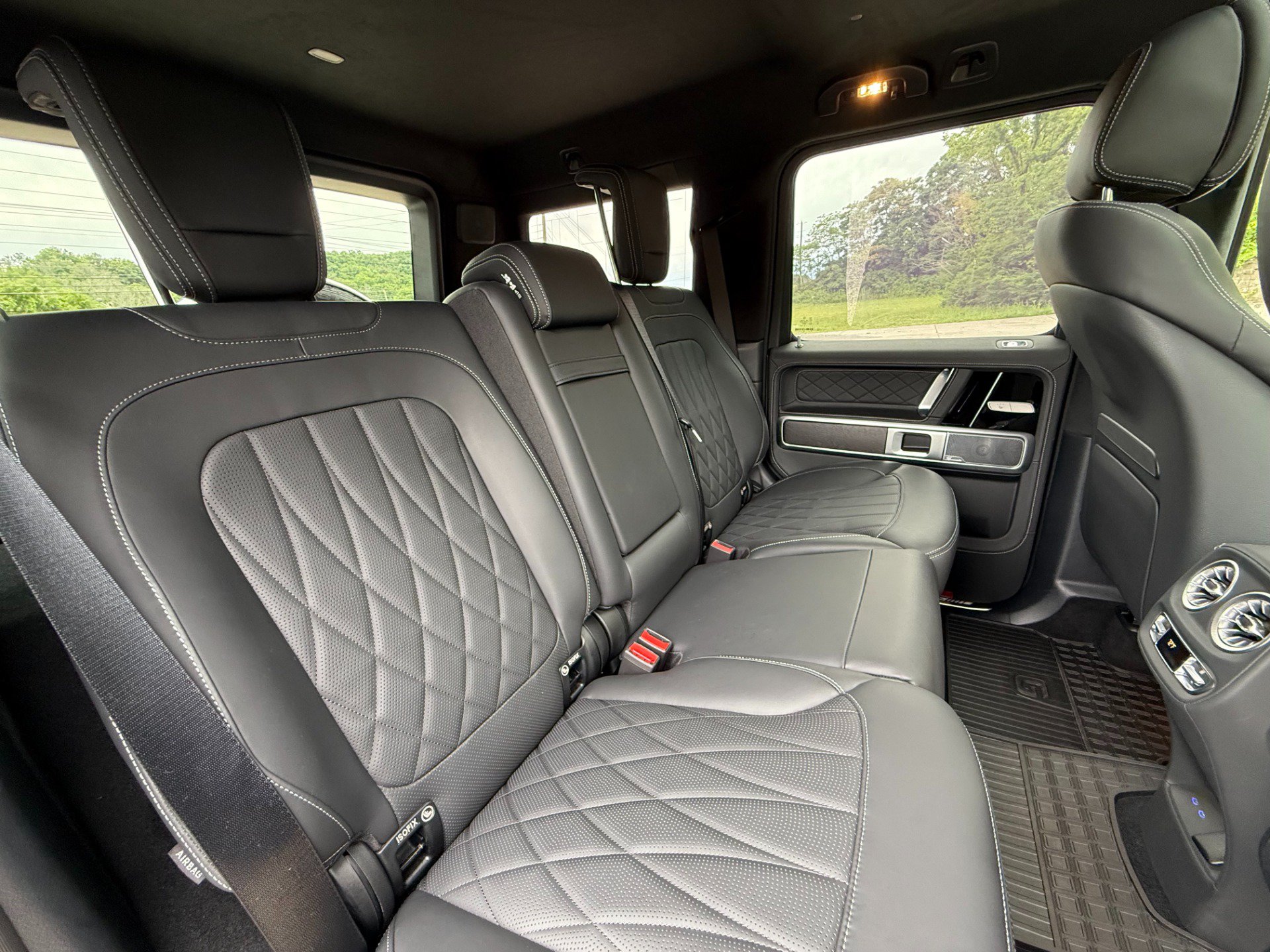 Used 2025 Mercedes-Benz G 63 AMG 4MATIC image 31