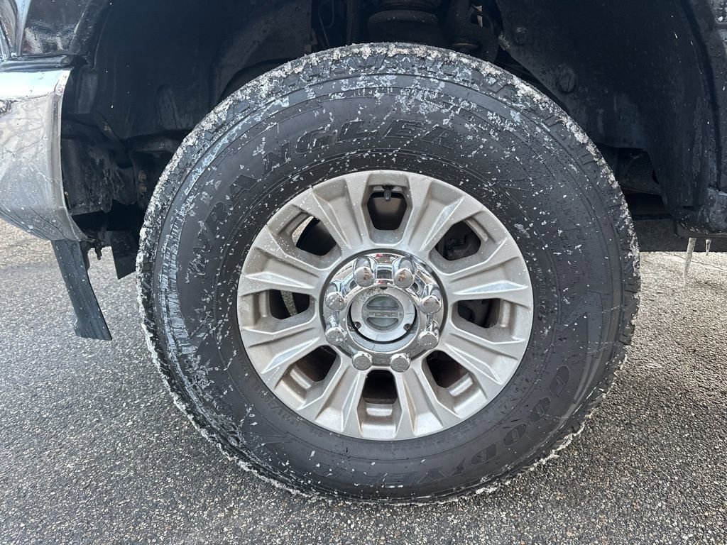 Used 2022 Ford F250 XL w/ STX Appearance Package image 32