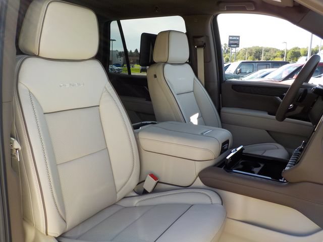 New 2026 GMC Yukon Denali w/ Advanced Technology Package AWD/4WD image 25