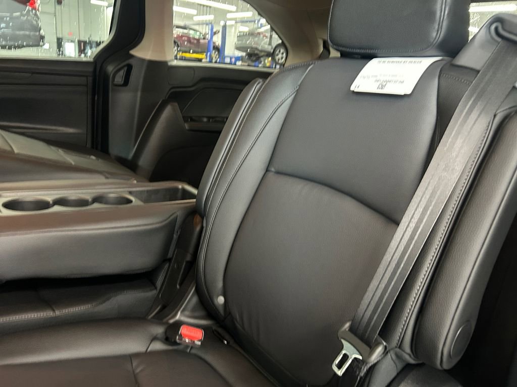 New 2026 Honda Odyssey EX-L image 16