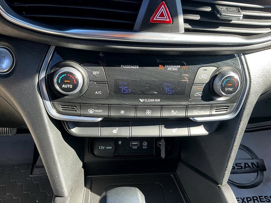 Used 2020 Hyundai Santa Fe SEL w/ Convenience Package image 19