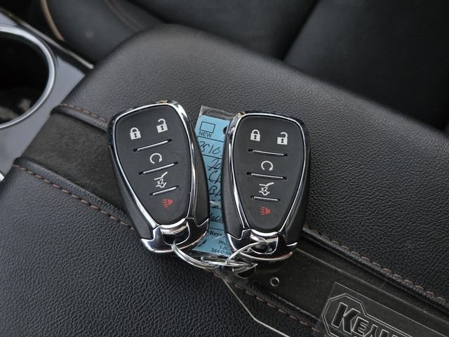Used 2023 Chevrolet Blazer Premier w/ Enhanced Convenience Package FWD image 32