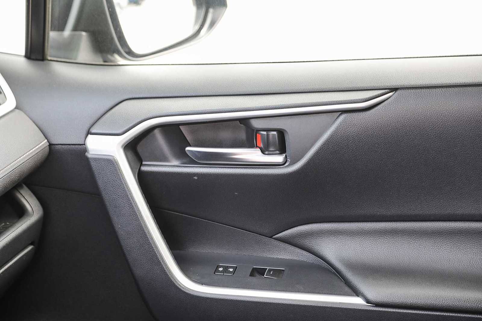 Certified 2024 Toyota RAV4 XLE image 22