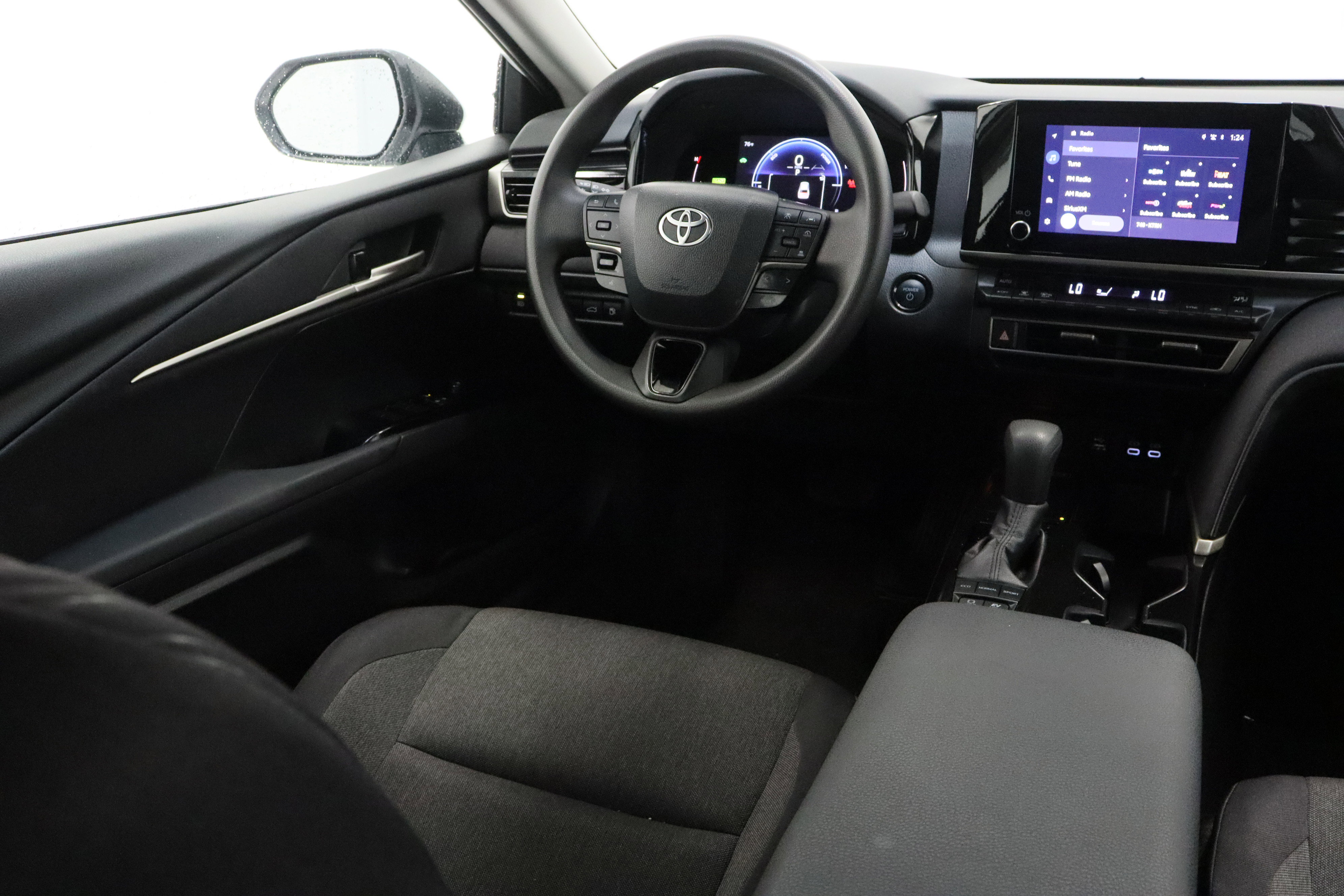 Certified 2025 Toyota Camry LE image 30