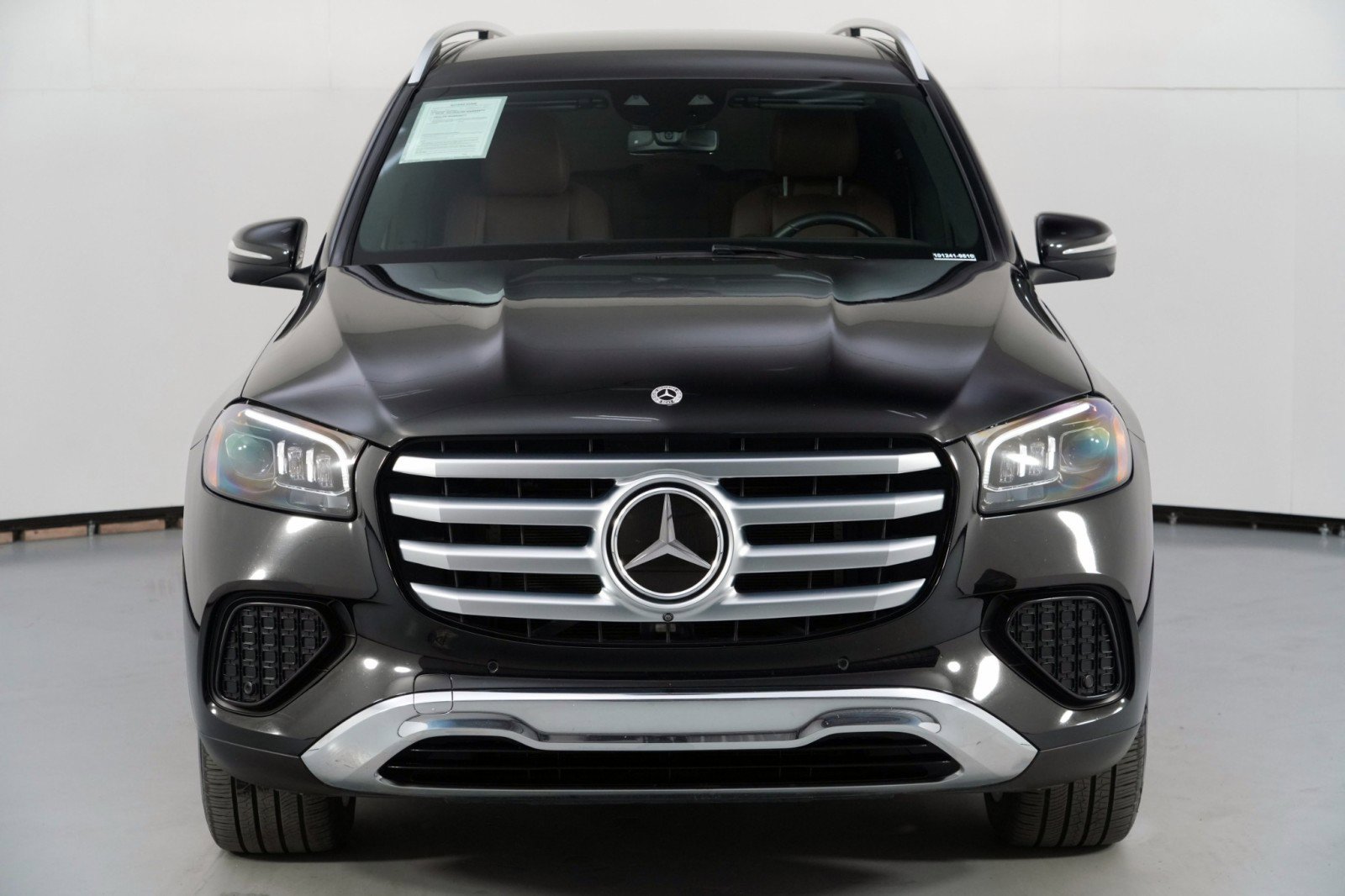 Used 2024 Mercedes-Benz GLS 450 4MATIC image 53